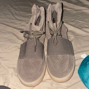 adidas Yeezy Boost 750 Light Brown Gum (Chocolate)